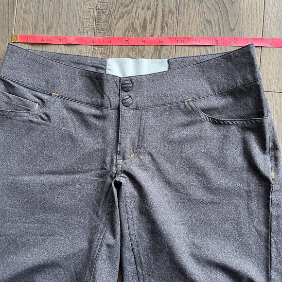 SheBeest Women’s MTB Bike Shorts Size S Gray Stretch Trail Cycling Activewear - Picture 4 of 4